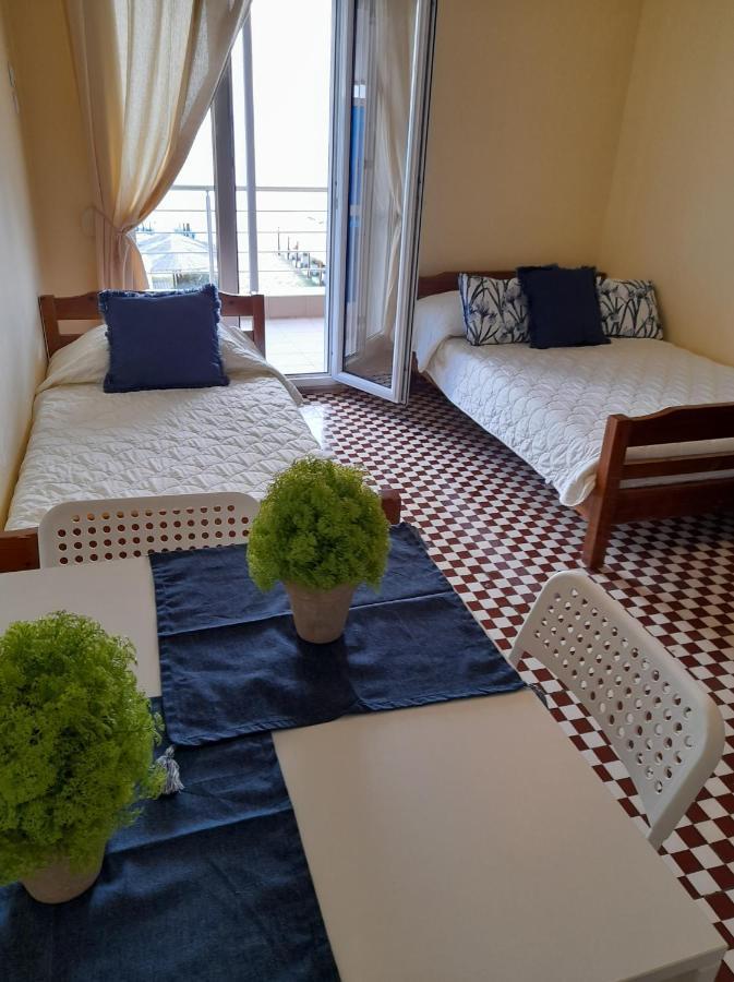 נאוי אפיבטיי Isalos Apartments Studios מראה חיצוני תמונה